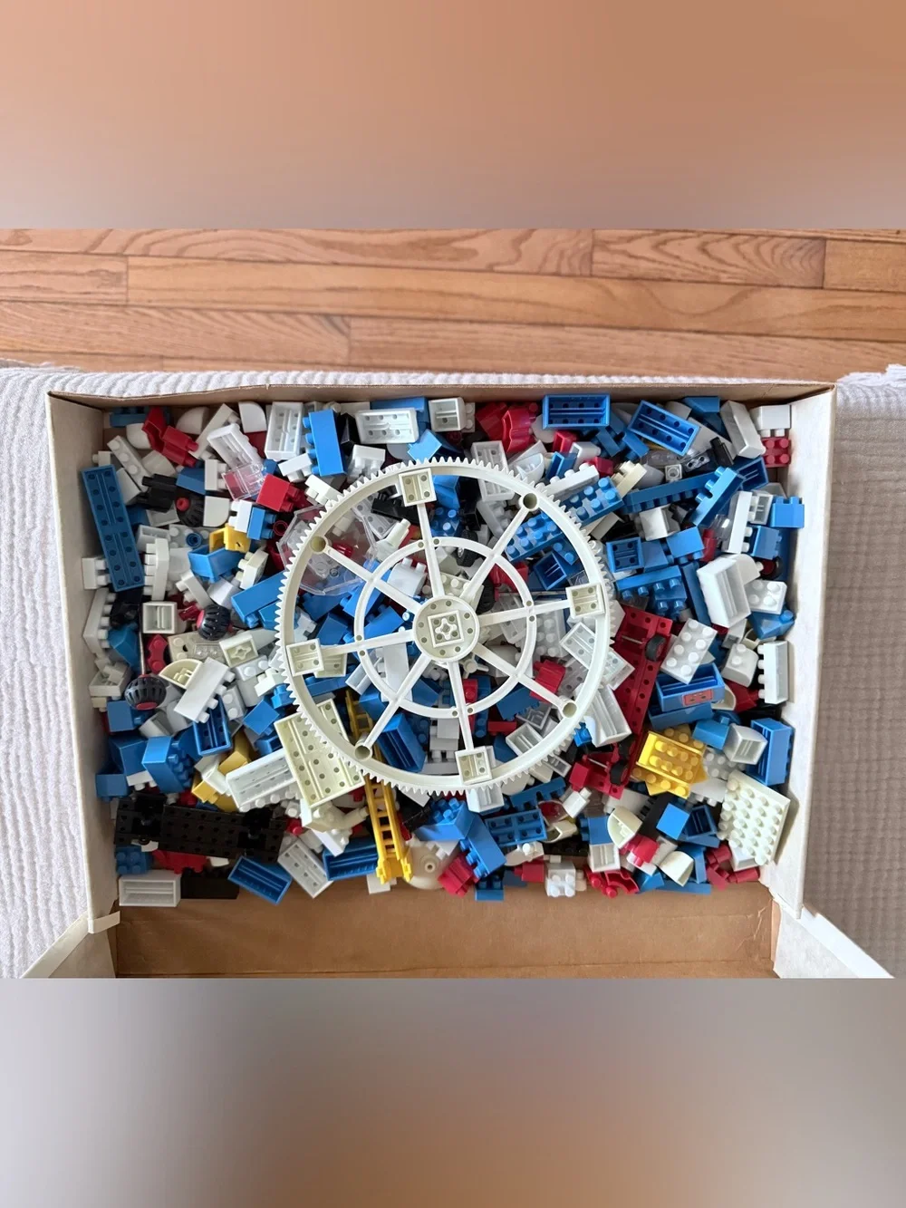 Vintage Sears Brix Blox Space Base Building Set 49-16011 Over 520 Pcs, Huge